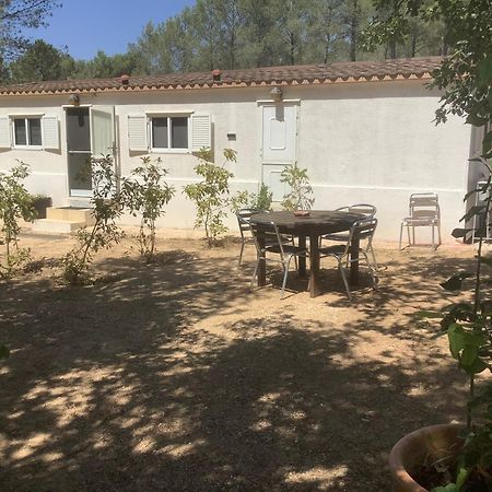Bungalow Avec Piscine Privative Proche Aix En Provence La Barben المظهر الخارجي الصورة